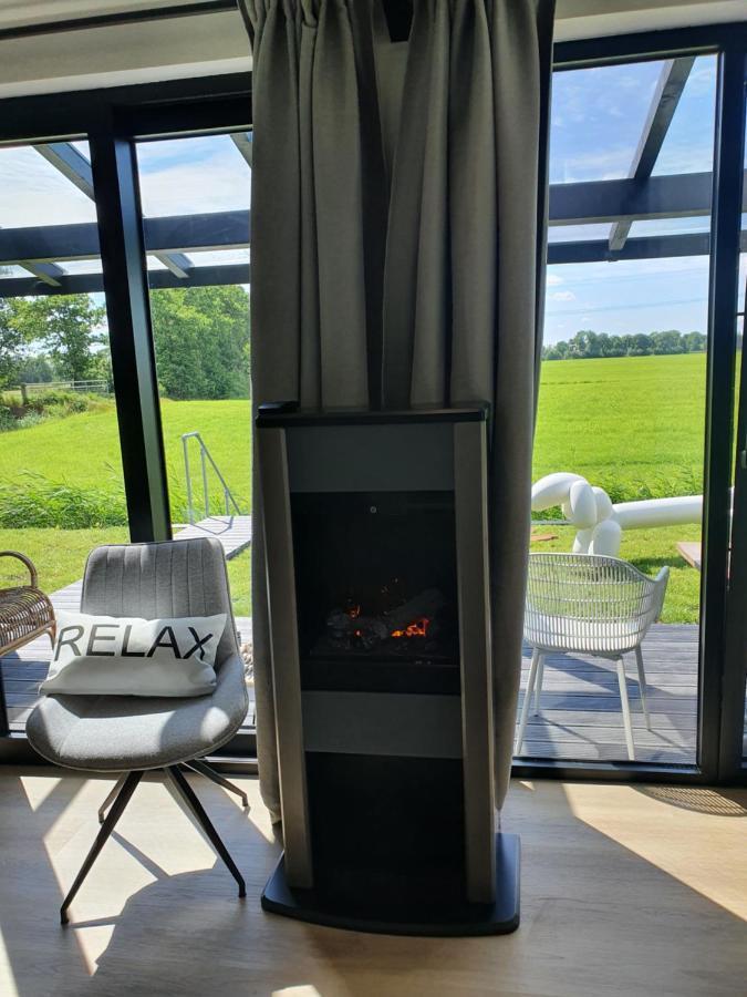 Hippe Schuur Bed & Breakfast Tytsjerk Bagian luar foto