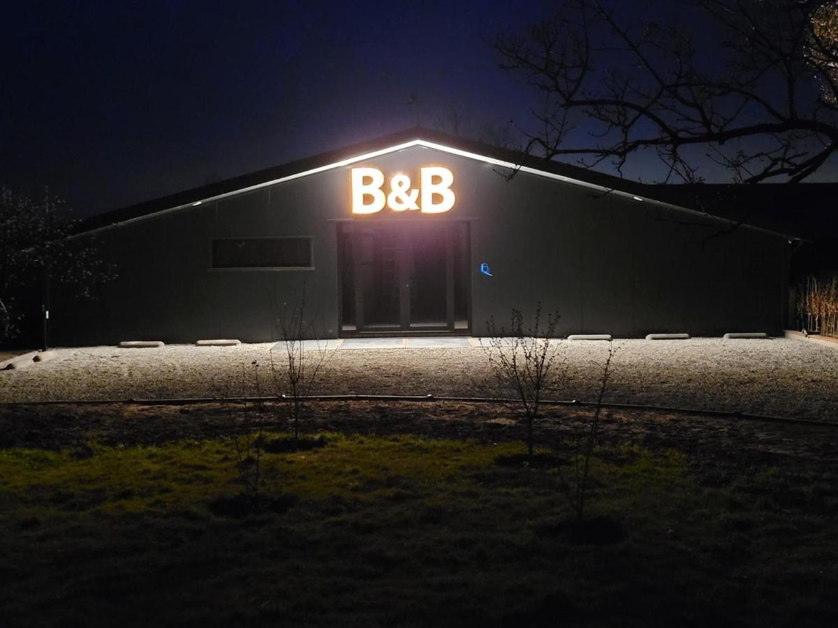 Hippe Schuur Bed & Breakfast Tytsjerk Bagian luar foto