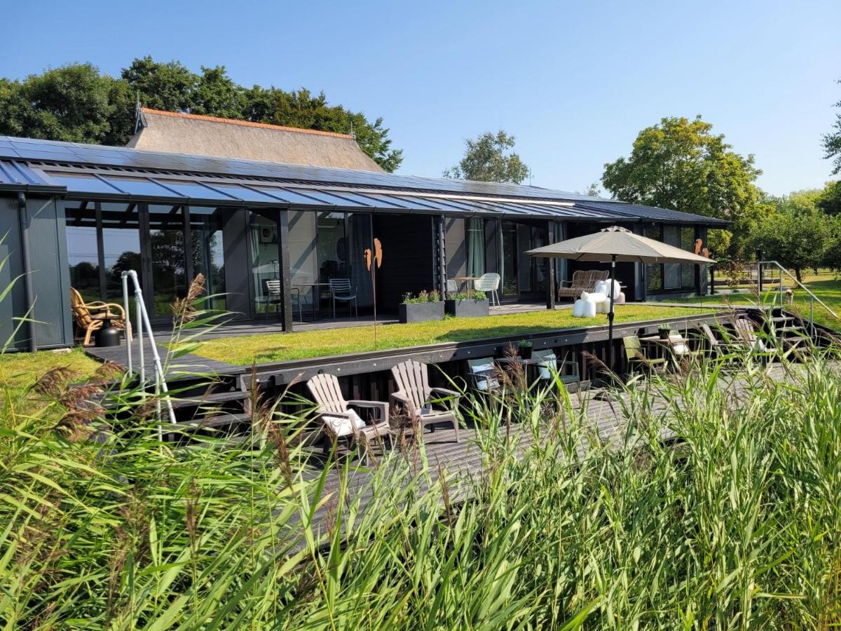 Hippe Schuur Bed & Breakfast Tytsjerk Bagian luar foto