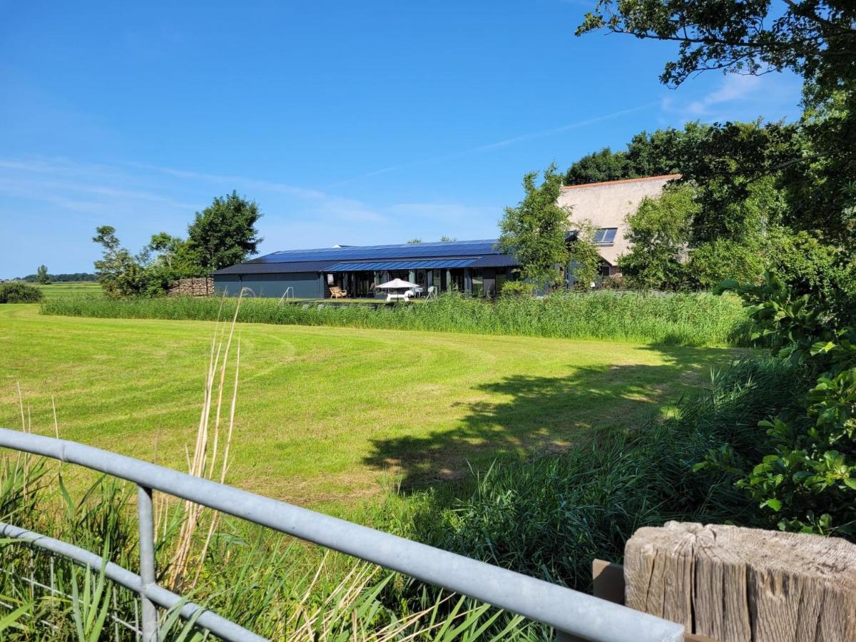 Hippe Schuur Bed & Breakfast Tytsjerk Bagian luar foto