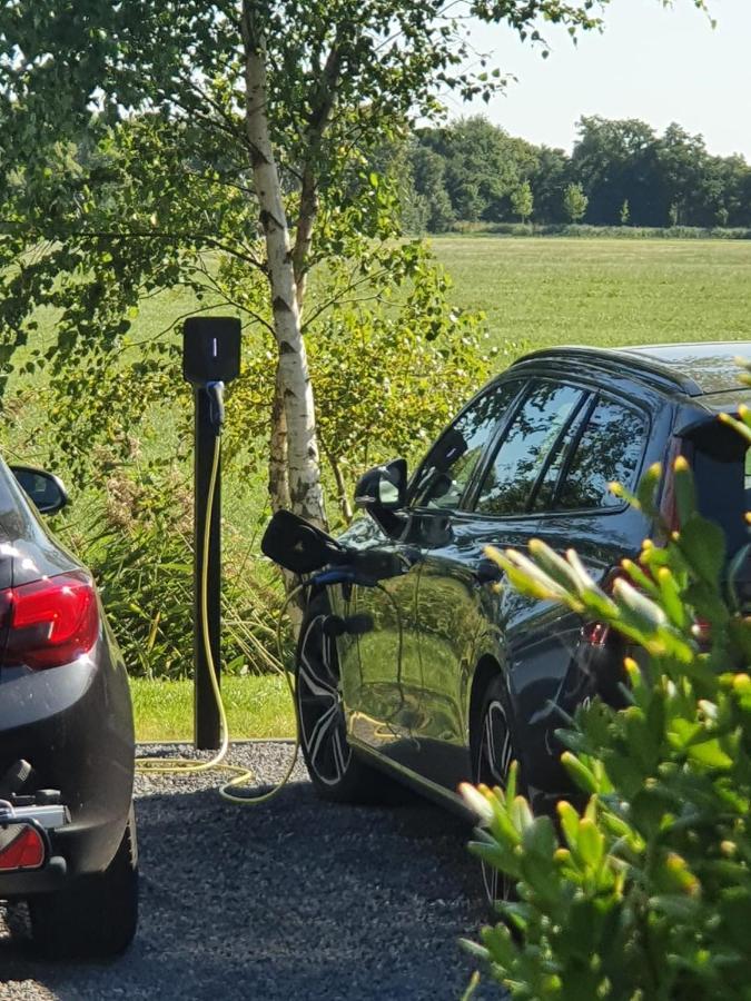 Hippe Schuur Bed & Breakfast Tytsjerk Bagian luar foto