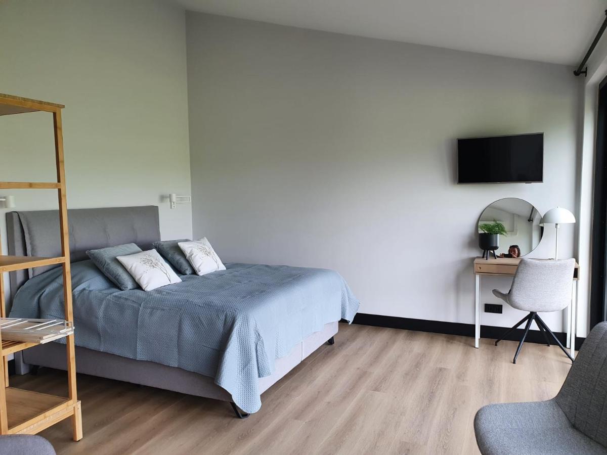 Hippe Schuur Bed & Breakfast Tytsjerk Bagian luar foto