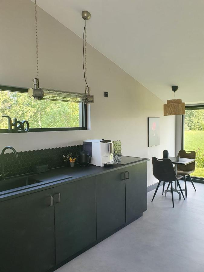 Hippe Schuur Bed & Breakfast Tytsjerk Bagian luar foto