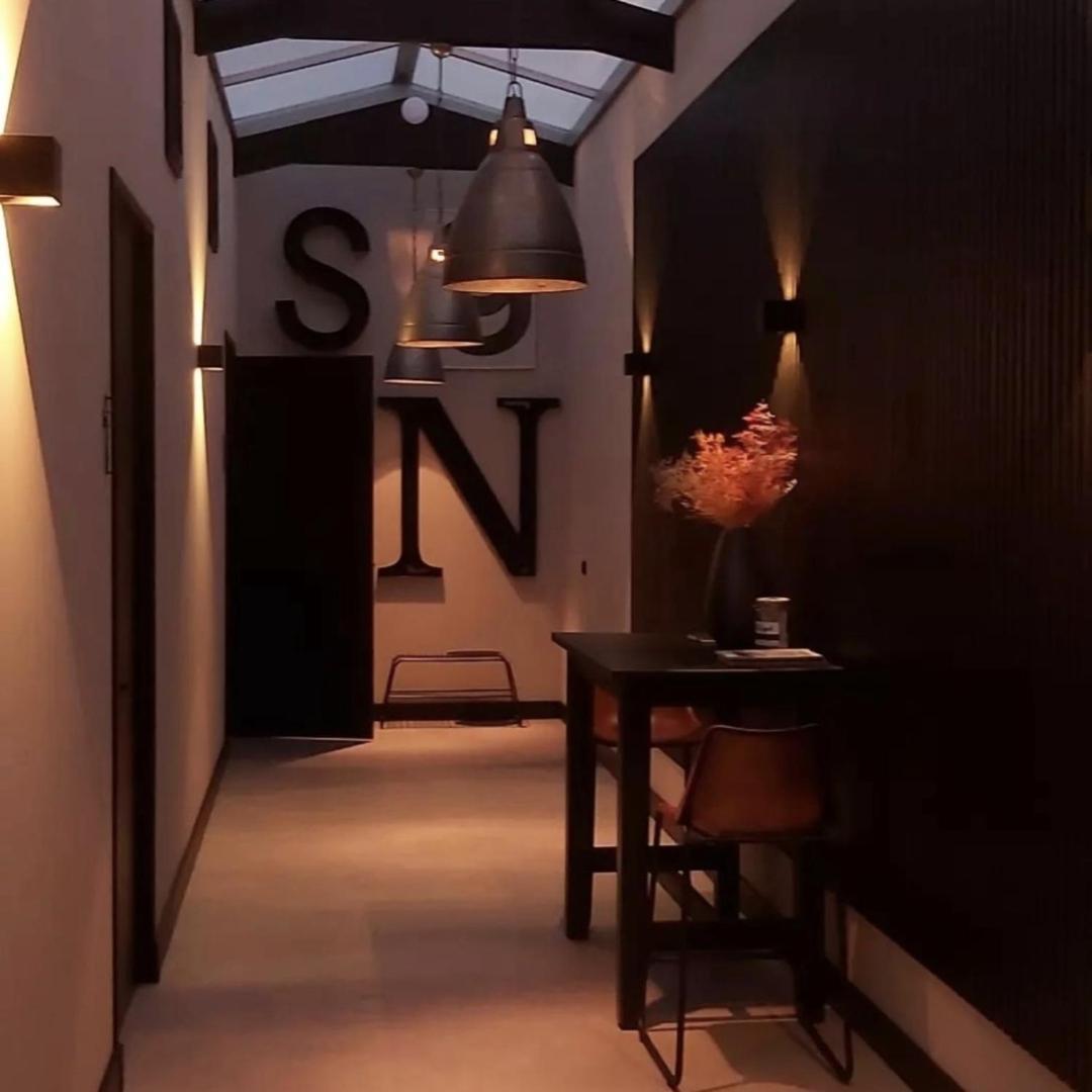 Hippe Schuur Bed & Breakfast Tytsjerk Bagian luar foto